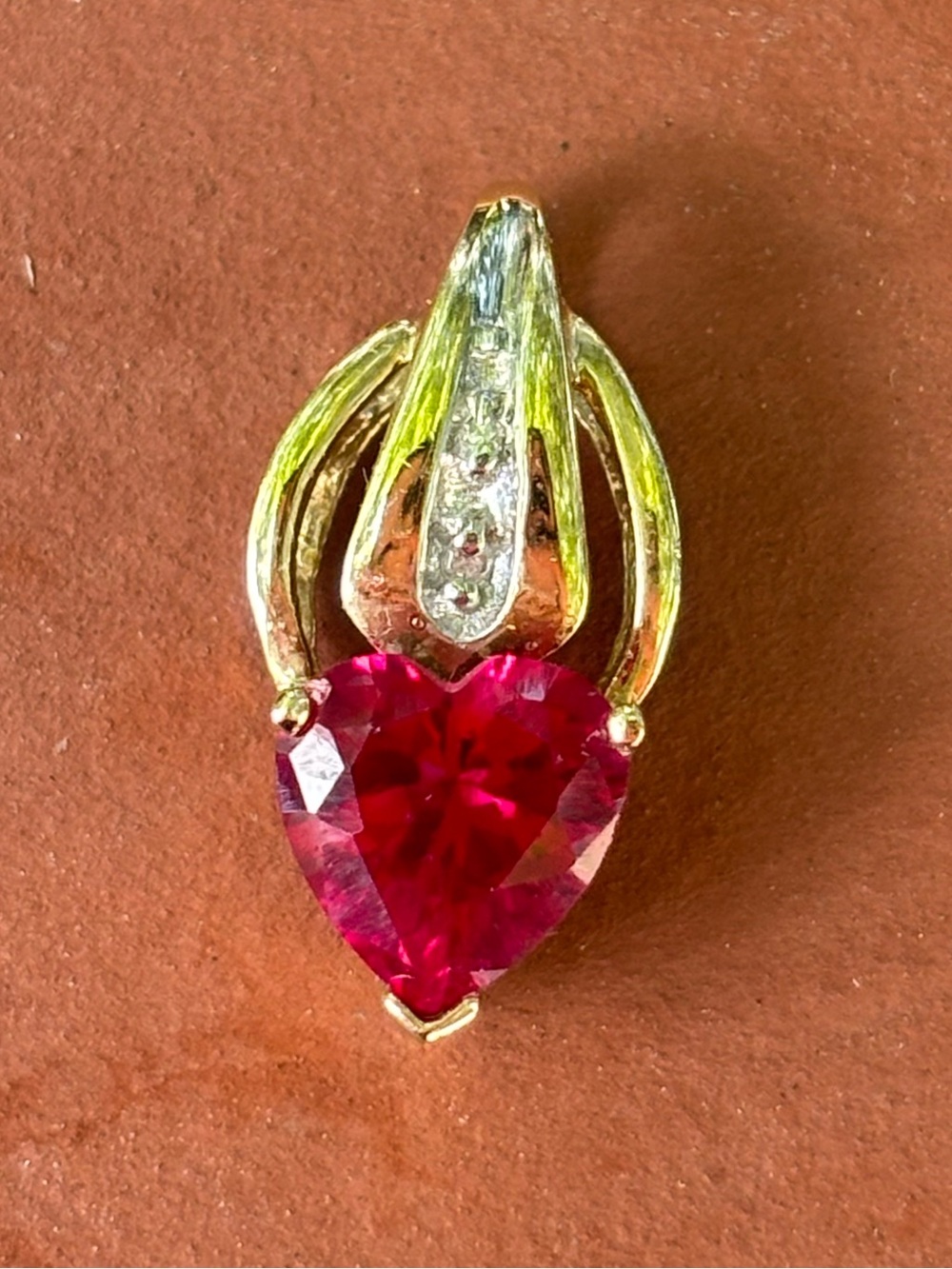 Vintage 10K Yellow Gold Heart Created Ruby Pendant 1/2" 1.45g Beautiful Tested